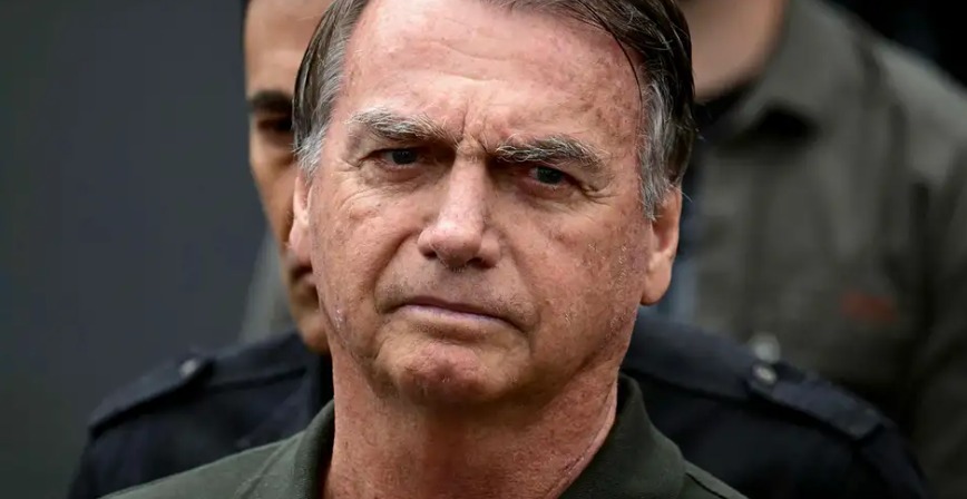 Bolsonaro tiene otra crisis de salud, según sus abogados