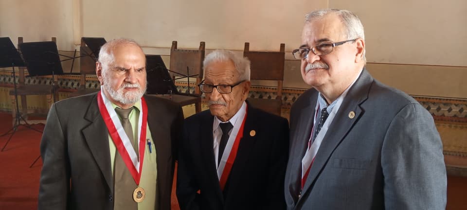 Academia de Historia de Carabobo otorga Premio de Conservación del Patrimonio al periodista Salvador Castillo