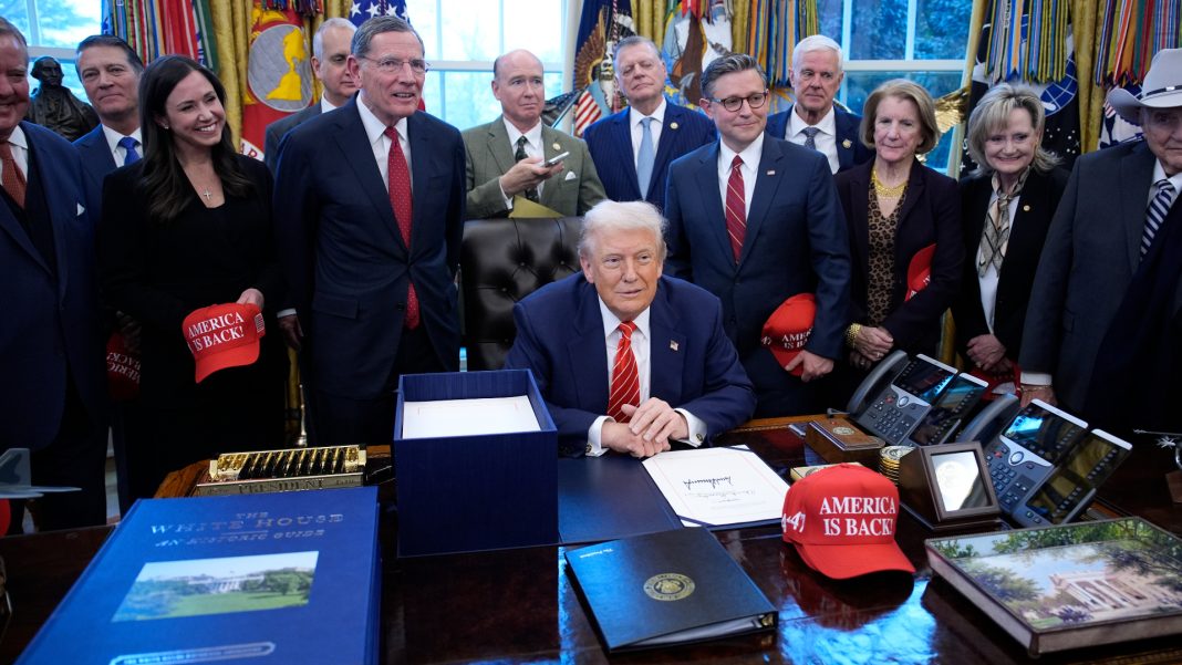 Trump confirma el envío de 50 millones de barriles de crudo venezolano a refinerías en Houston