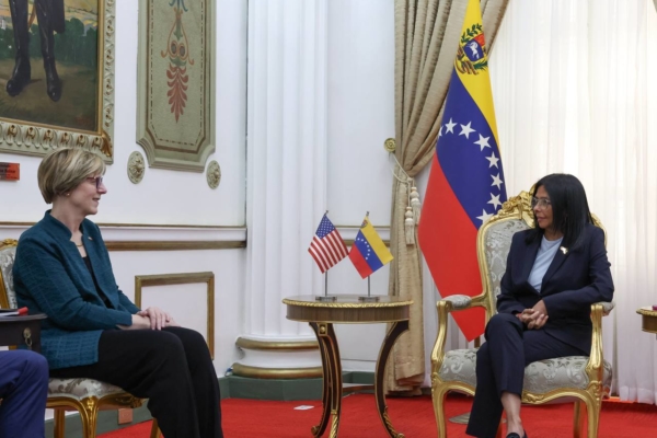 Delcy Rodríguez y Laura Dogu definen hoja de ruta para la agenda bilateral entre Venezuela y EEUU