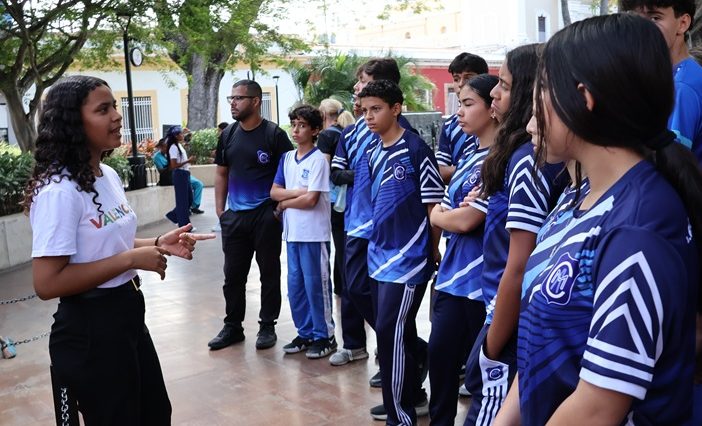 Alcaldía de Valencia impulsa el turismo histórico y recreativo con estudiantes del Colegio María Auxiliadora