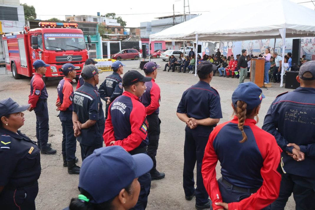 Entregaron nuevas unidades al Cuerpo de Bomberos de Puerto Cabello Entregaron nuevas unidades al Cuerpo de Bomberos de Puerto Cabello