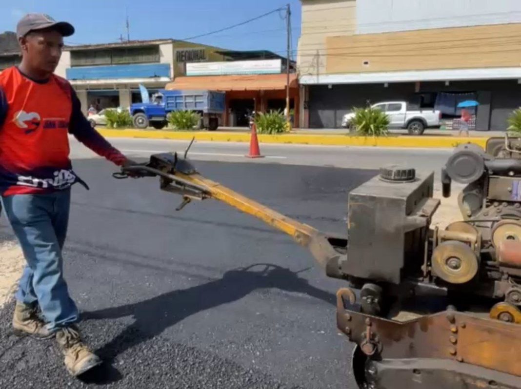 Juan José Mora plan de asfaltado