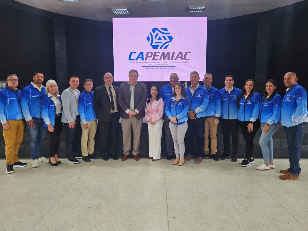 Capemiac realizó conferencia sobre la evolución energética y económica del país Capemiac realizó conferencia sobre la evolución energética y económica del país