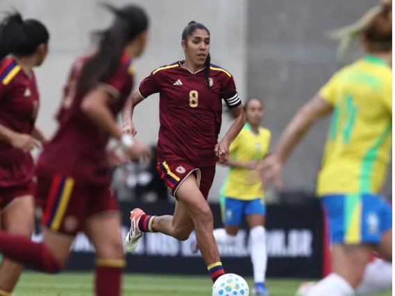 Vinotinto femenina derrotó por primera vez a Brasil