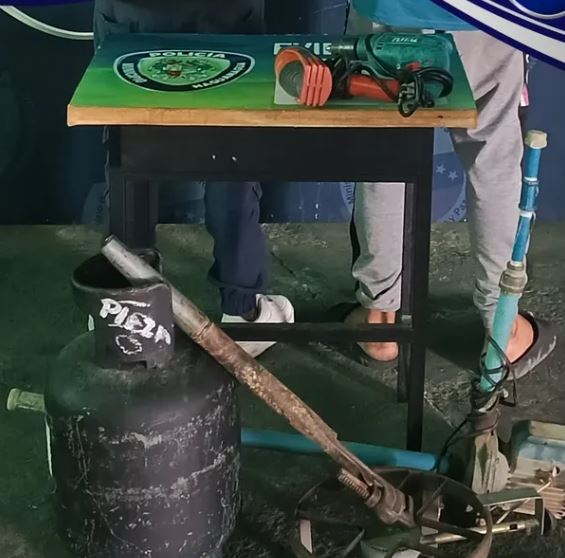 Capturan a dos sujetos tras presunto hurto en vivienda del sector Malagón Capturan a dos sujetos tras presunto hurto en vivienda del sector Malagón