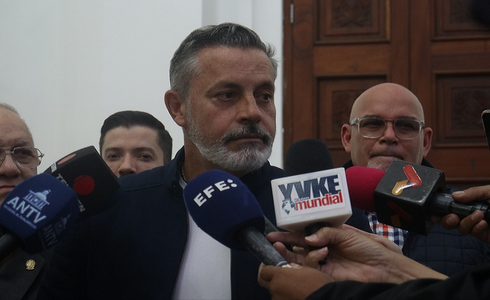 Comité de Evaluación continúa la fase de análisis de los expedientes para fiscal y defensor