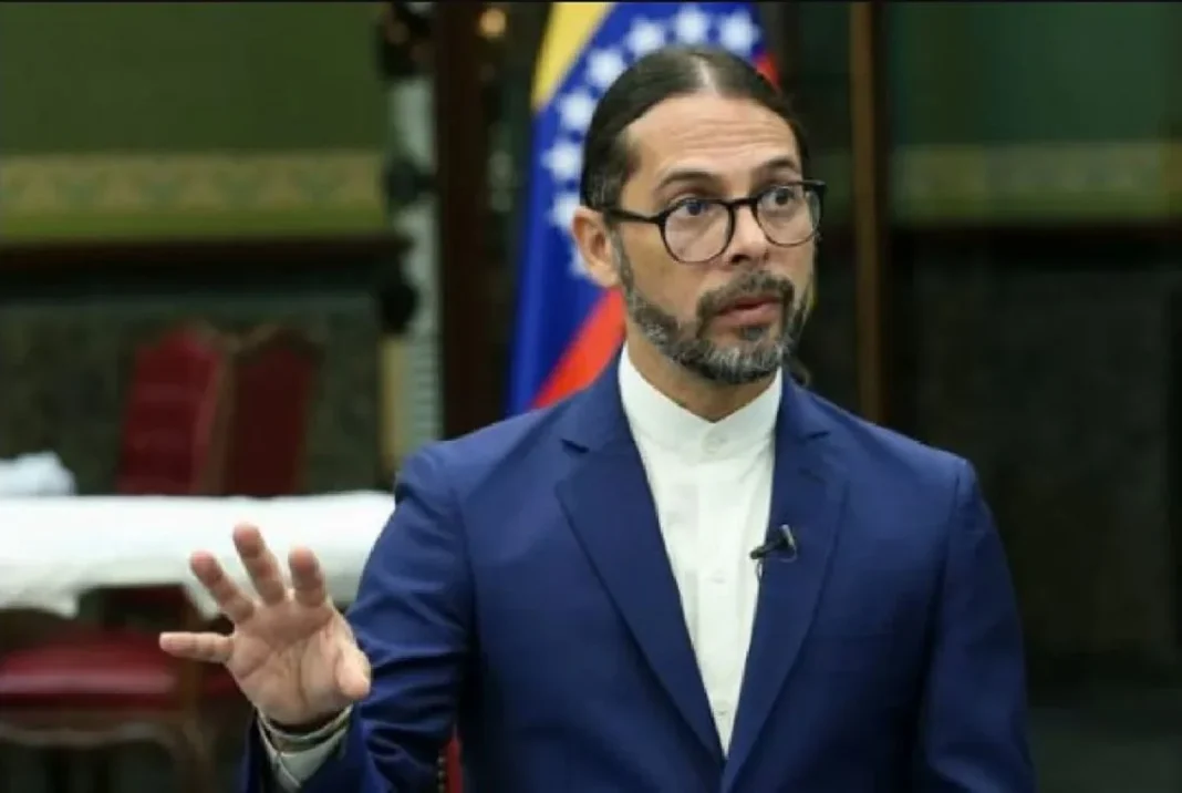 Gobierno activó una página web para hacer denuncias ambientales Gobierno activó una página web para hacer denuncias ambientales