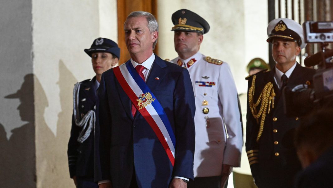 Kast pone en marcha su muro en la frontera norte de Chile Kast pone en marcha su muro en la frontera norte de Chile