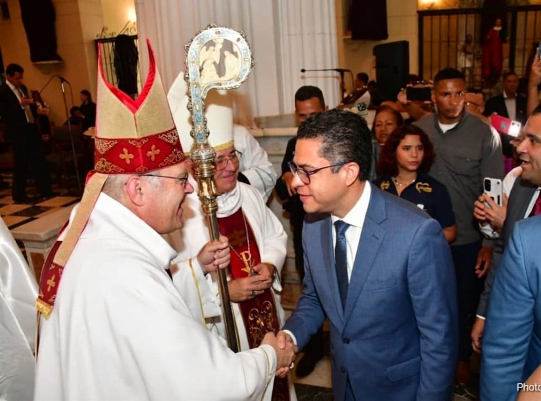 Alcalde de San Diego asistió a eucaristía por el 471 º aniversario de la ciudad de Valencia San Diego Alcalde León Jurado
