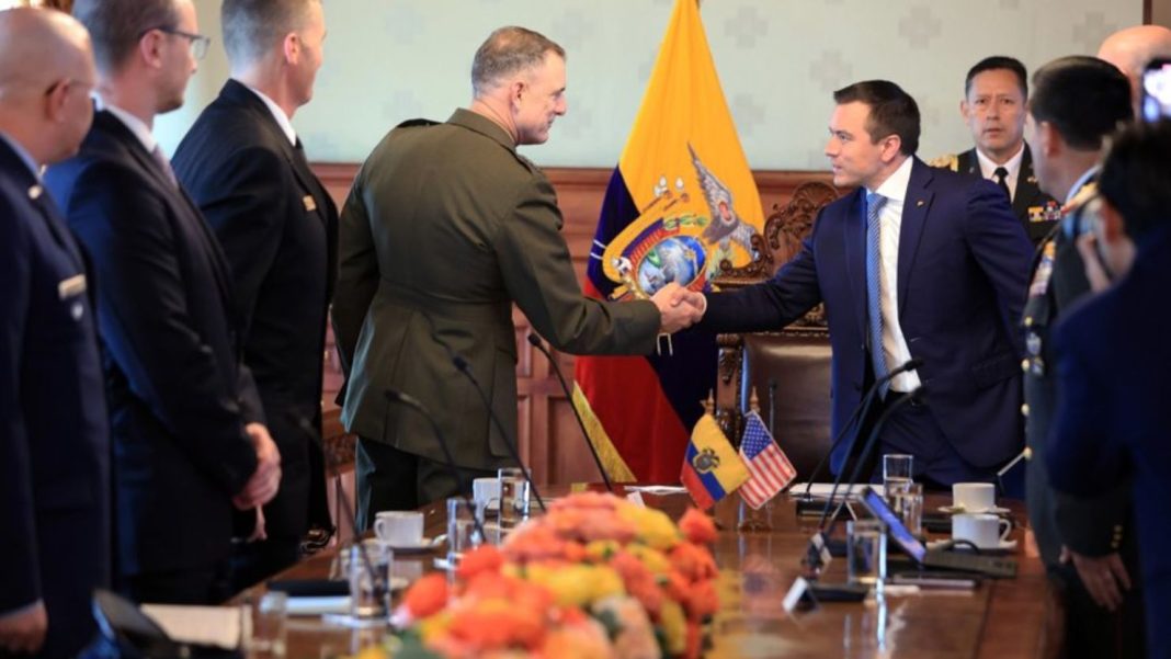 Ecuador y Estados Unidos iniciaron operaciones militares conjuntas contra el crimen organizado