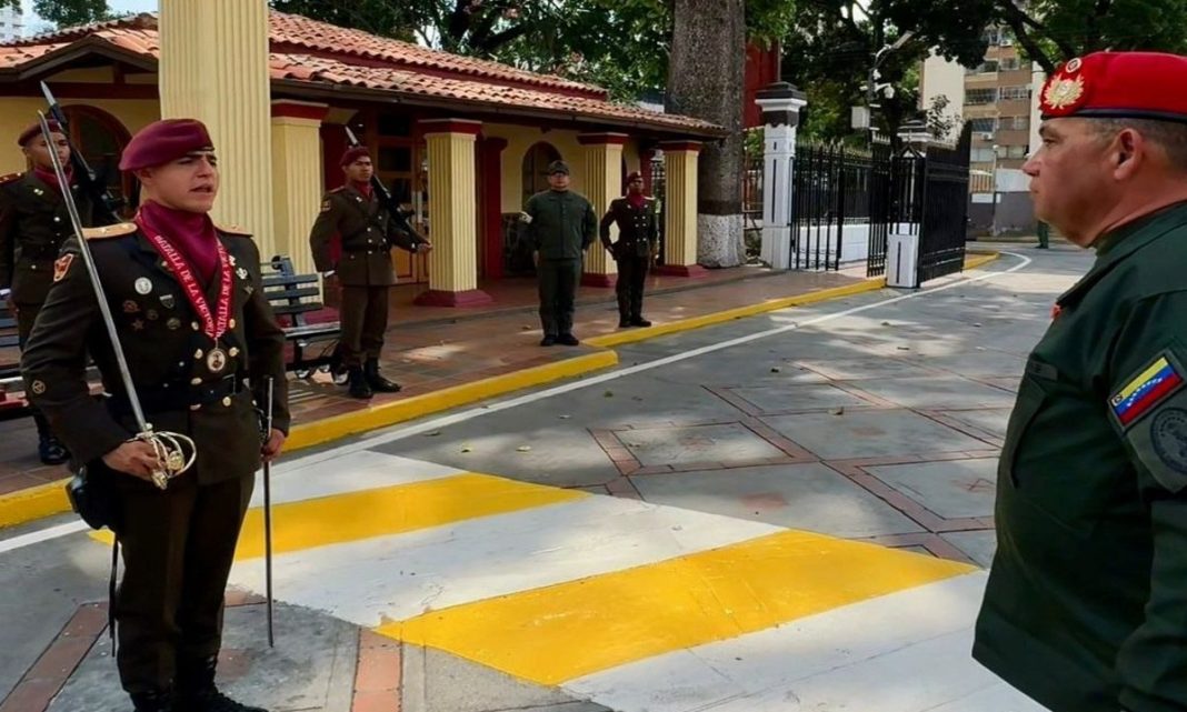 Ministro de Defensa impartió lineamientos por de Semana Santa Ministro de Defensa impartió lineamientos por de Semana Santa