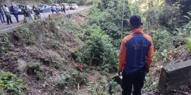 Siniestro vial en la carretera Ocumare de la Costa dejó a un PNB muerto Siniestro vial en la carretera Ocumare de la Costa dejó a un PNB muerto