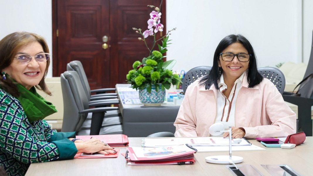 Desplegada flota de transporte para temporadistas durante la Semana Santa Desplegada flota de transporte para temporadistas durante la Semana Santa