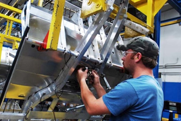 Conindustria propuso alianzas con EE. UU. para aumentar la producción manufacturera