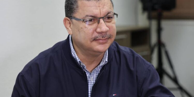 Simón Calzadilla integraría un gobierno de coalición presidido por Delcy Rodríguez Simón Calzadilla integraría un gobierno de coalición presidido por Delcy Rodríguez