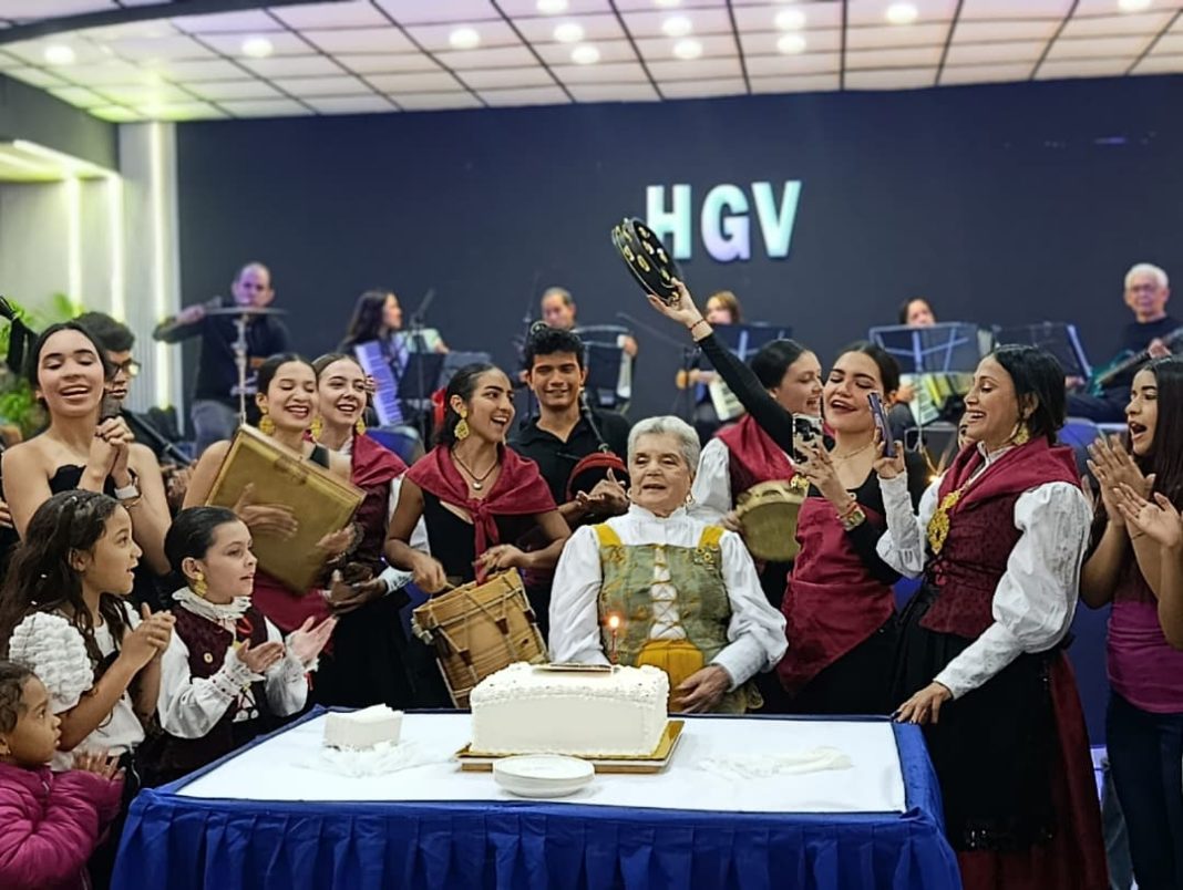 Aires da Terra: 45 años enalteciendo el folklore gallego en Valencia