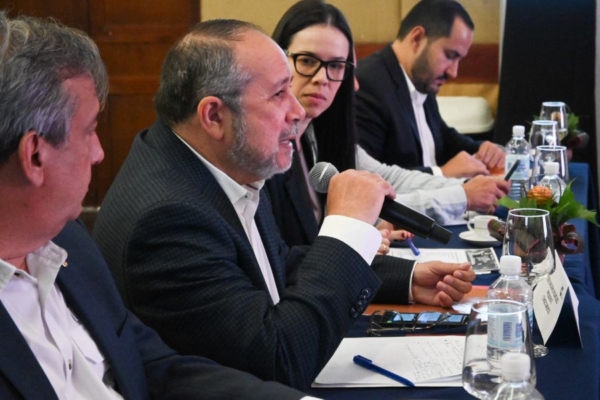 Presidente de Consecomercio plantea revisión urgente de la Ley de Armonización Tributaria Presidente de Consecomercio plantea revisión urgente de la Ley de Armonización Tributaria