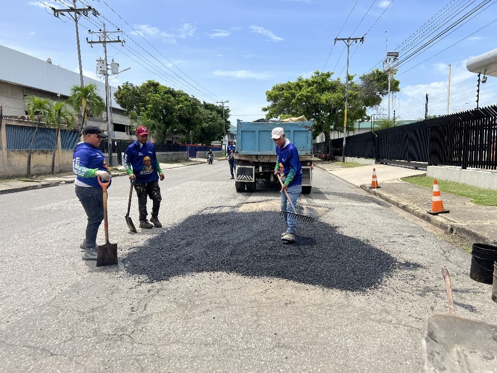 Alcaldía de San Diego avanza en la segunda etapa del Plan de Bacheo