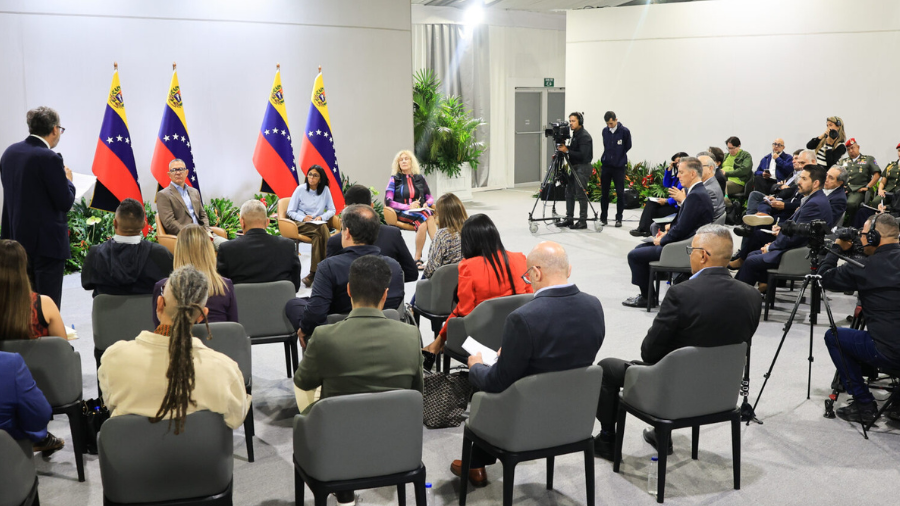 Ejecutivo y sector empresarial avanzan en agenda económica-productiva