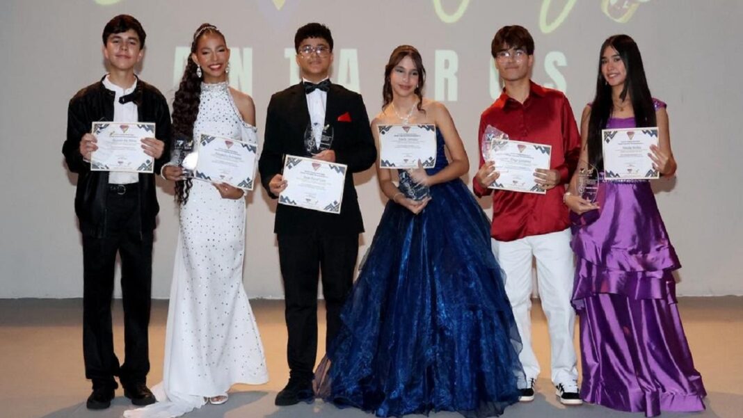 Voz Santa Rosa 2026 reconoció el talento de sus estudiantes