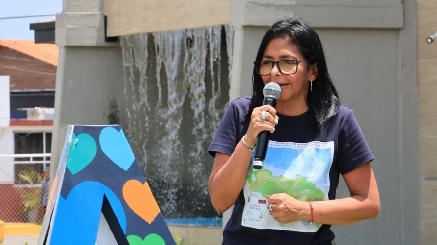 Delcy Rodríguez llama a los migrantes a regresar al país