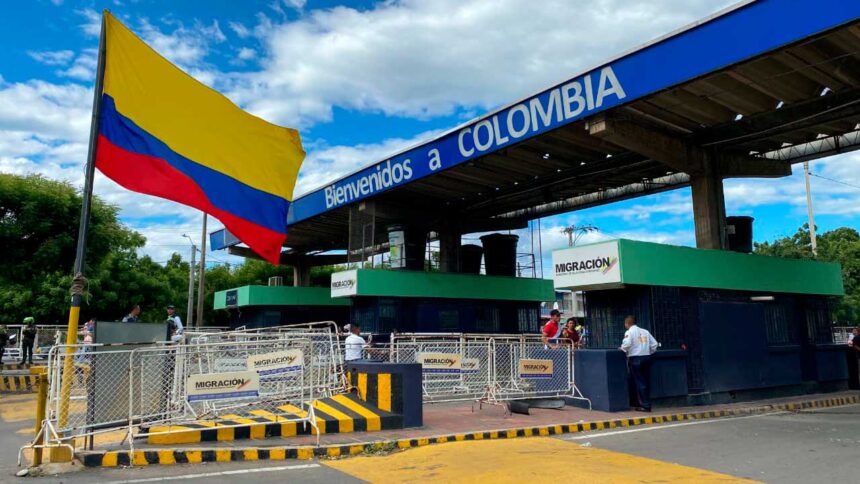 Migración Colombia reabre los pasos fronterizos con Venezuela tras la jornada electoral