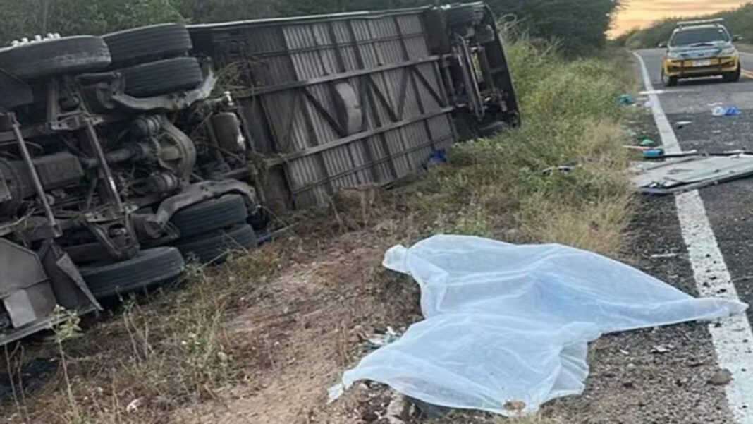 Siete fallecidos deja el accidente del autobús de un equipo de baloncesto en Brasil