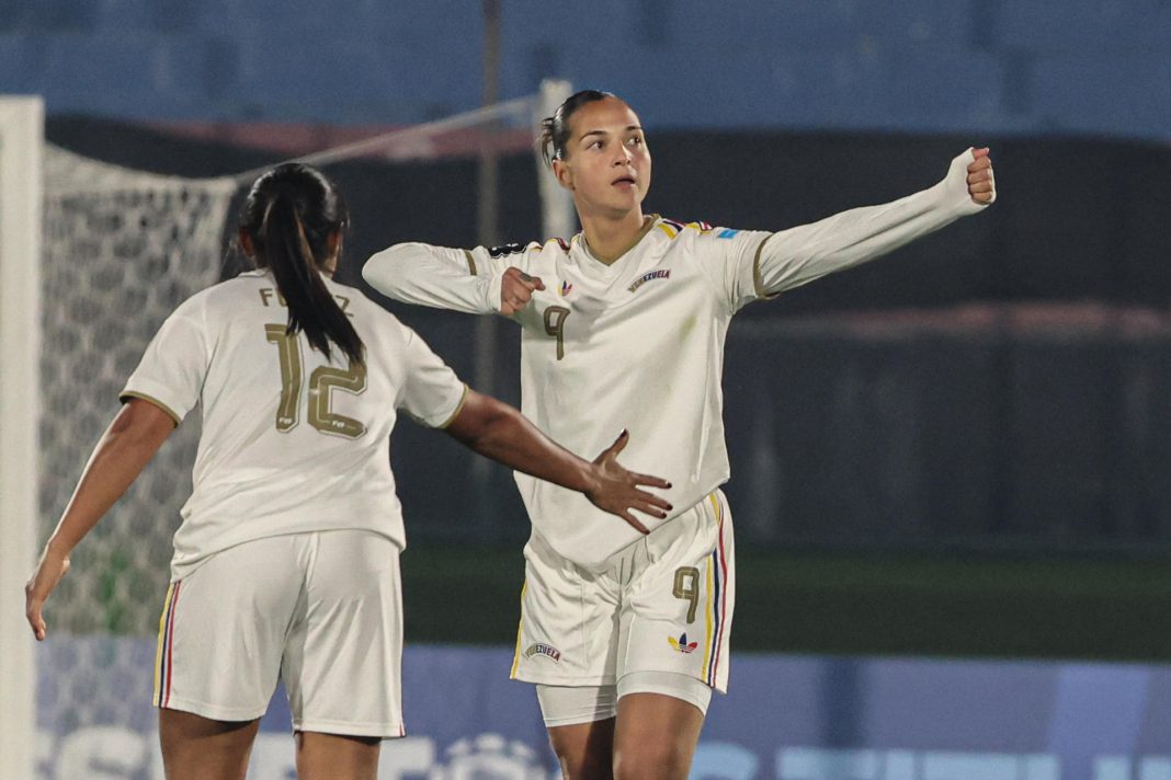 Vinotinto femenina selló su boleto a la repesca del Mundial al igualar con Uruguay
