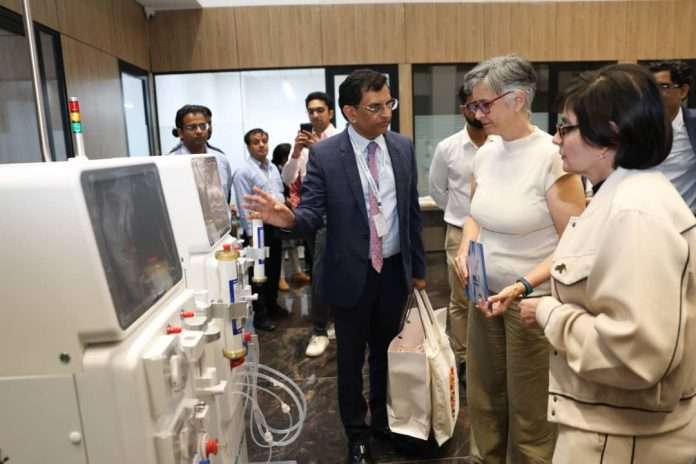 Venezuela e India evalúan alianzas para la producción de material médico-quirúrgico