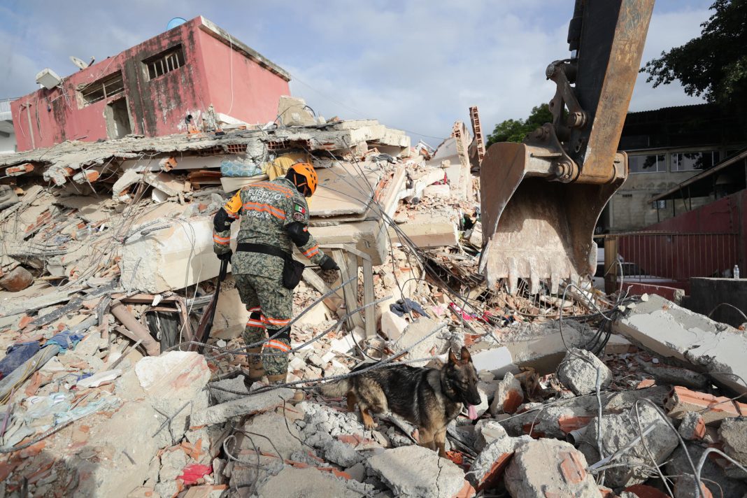 Venezuela ha recibido a más de 1.600 rescatistas para atender a víctimas de los terremotos