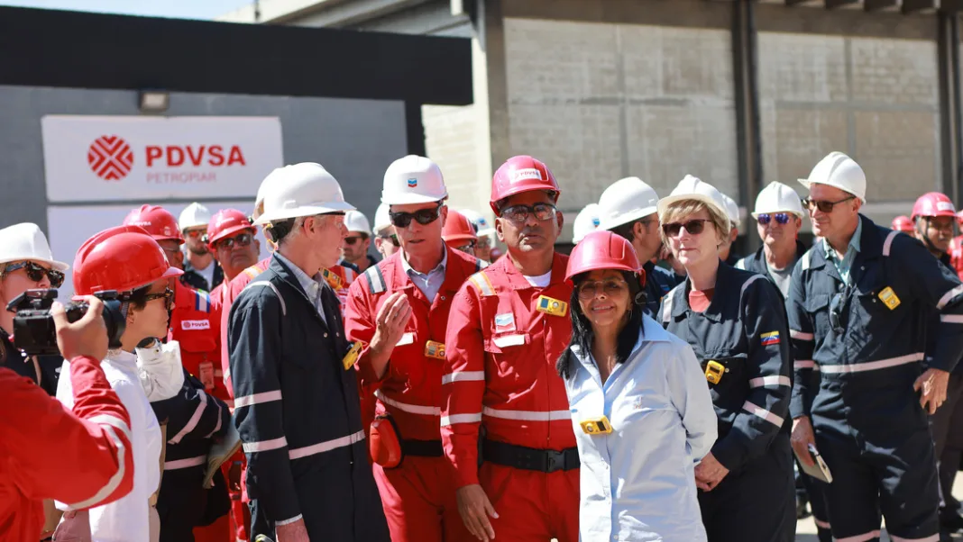 Delcy Rodríguez visitará la India este 3-Jun para buscar alianzas petroleras