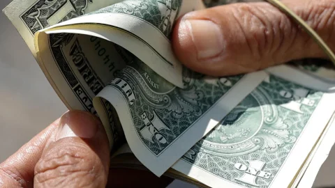 Así cotiza el dólar este jueves 25-junio