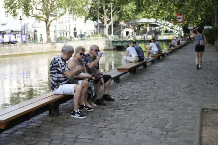 Francia registra 40 muertes por ahogamiento durante la ola de calor