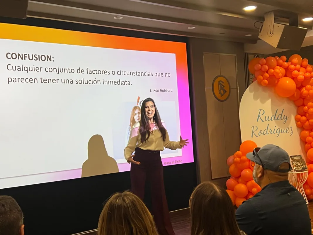 Ruddy Rodríguez impacta Puerto Rico con su conferencia Tu nueva ruta al éxito