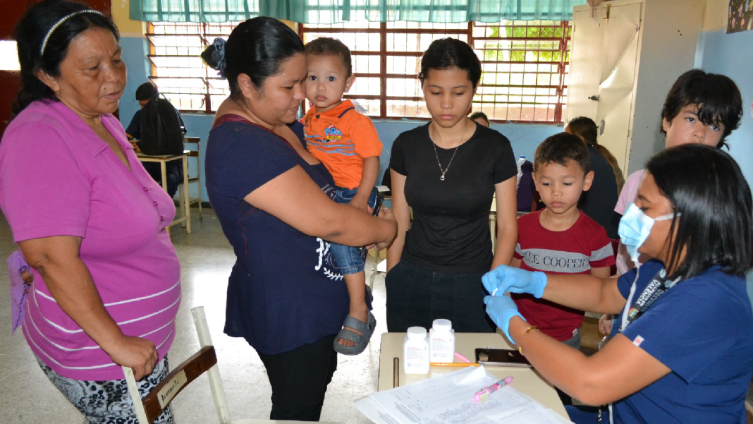 Jornada de salud benefició a comunidad del Instituto de Educación Especial Sur