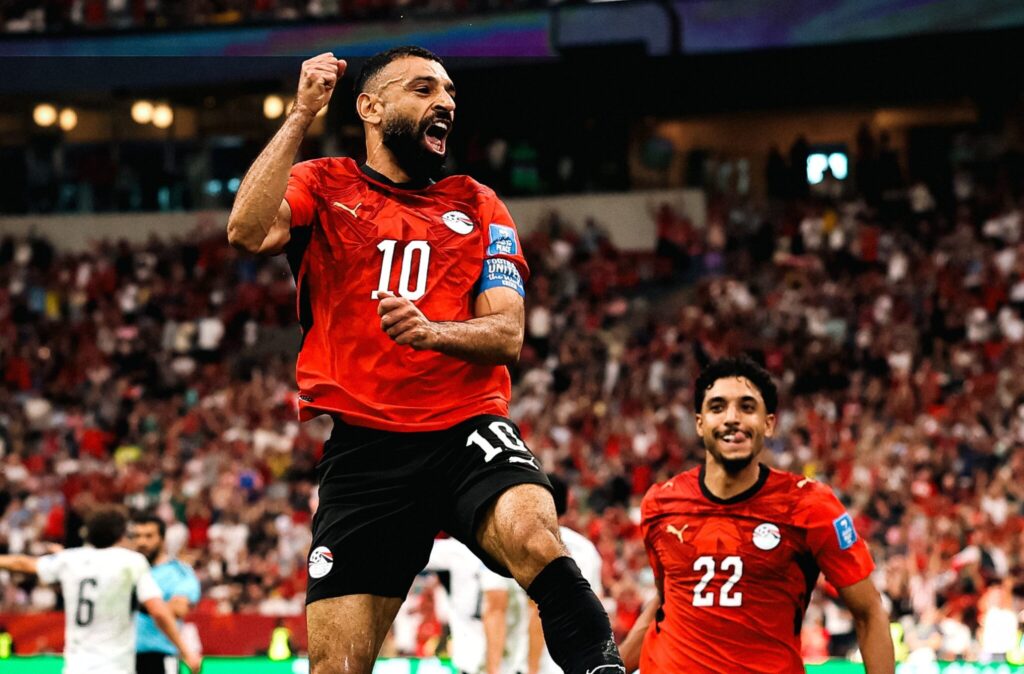 Salah guía a Egipto a la cima del grupo G