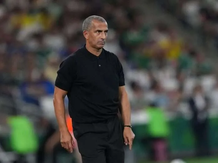 Túnez despidió al técnico Sabri Lamouchi