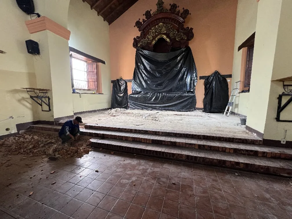 Alcaldía de San Diego rehabilita altar mayor de la iglesia San Diego de Alcalá y La Candelaria