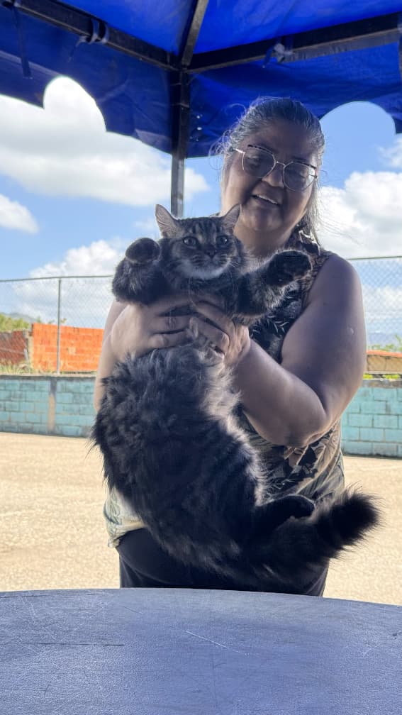 San Diego ofreció asistencia veterinaria en Altos de Paraíso