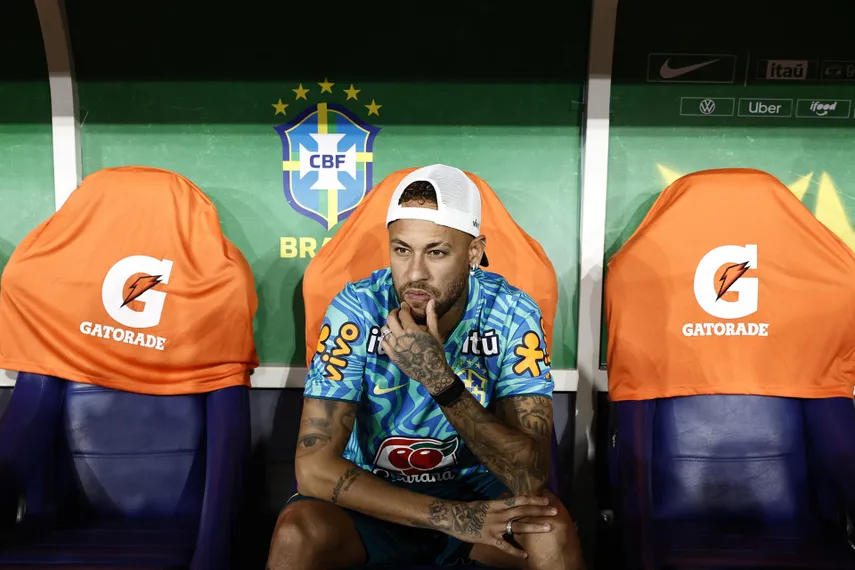 Neymar sigue en fisioterapia y no viajará para el amistoso contra Egipto
