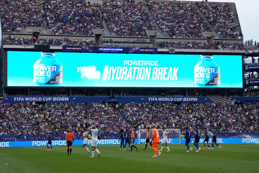 La FIFA podría mantener las pausas de hidratación en próximos mundiales