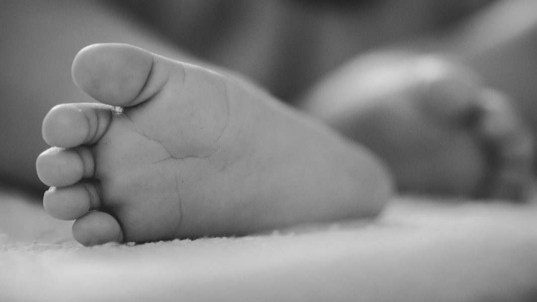 Muere infante tras caer en un desagüe de aguas servidas en Portuguesa