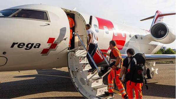 Suiza envía a Venezuela 80 especialistas y 8 perros para ayudar en la búsqueda de víctimas