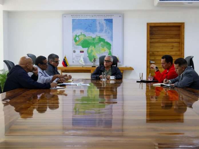 Ejecutivo define líneas para impulsar el sector forestal