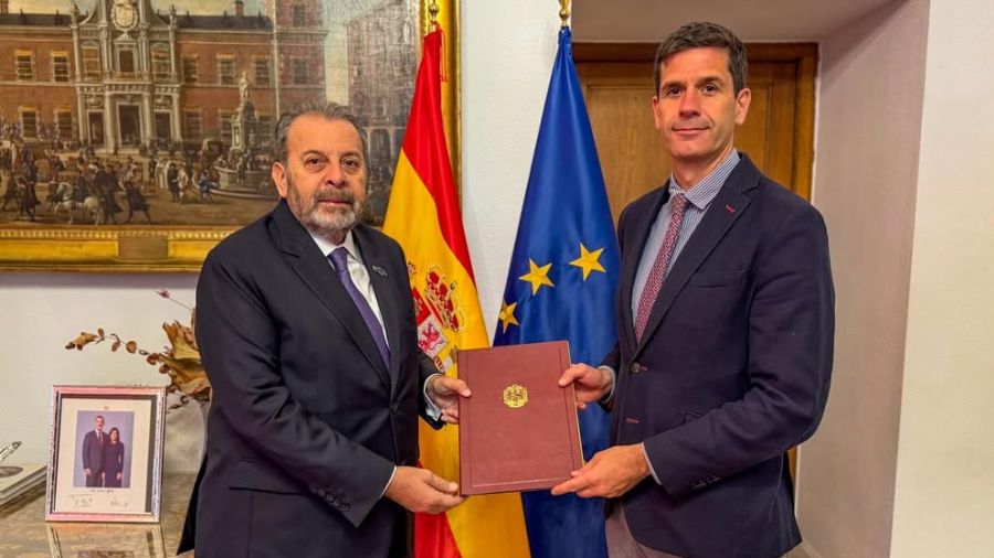 Timoteo Zambrano presenta credenciales como jefe de misión de Venezuela ante el Reino de España