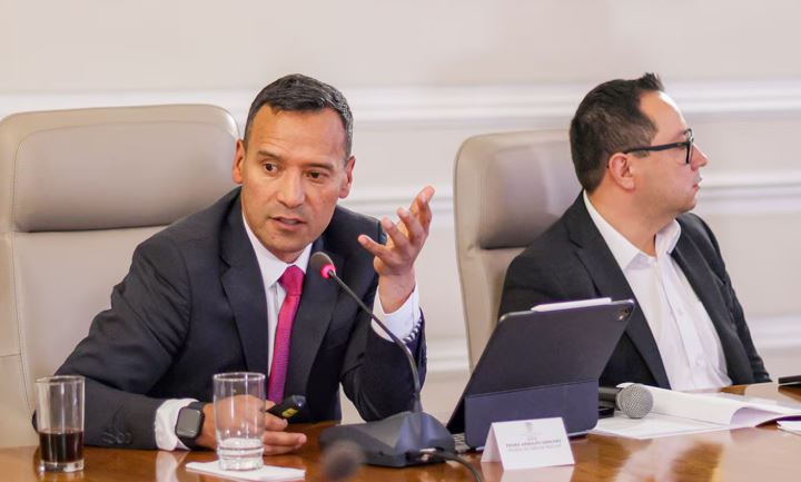 Ministro de Defensa negó un golpe de Estado en Colombia