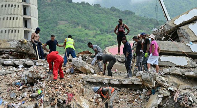 Se eleva a 4.561 la cifra de muertos por el doble terremoto en Venezuela