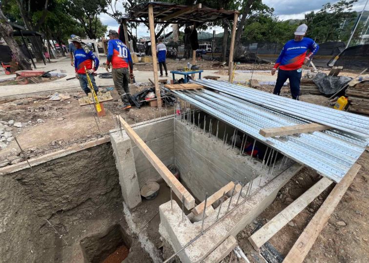 Avanza trabajo de rehabilitación integral de la Plaza Rafael Urdaneta de Naguanagua