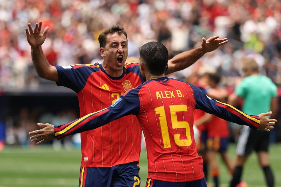 España impuso su juego y goleó a Austria